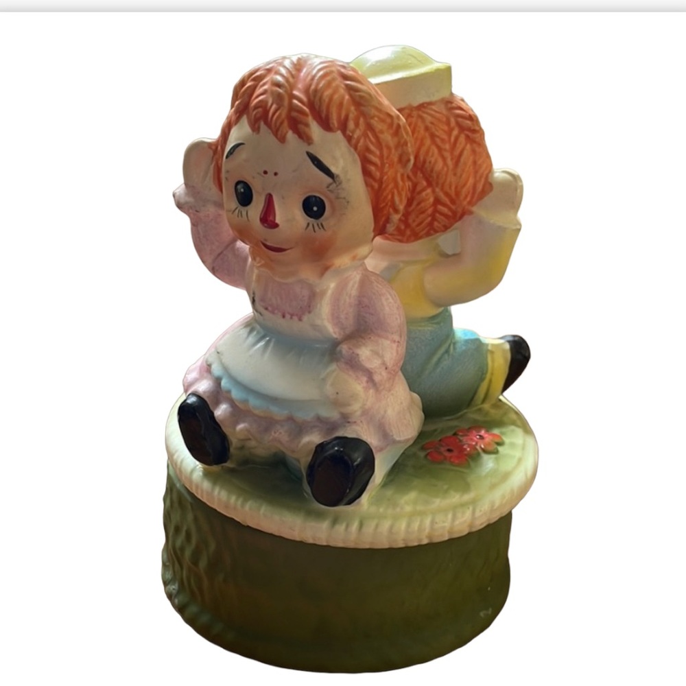 Raggedy Ann & Andy Music Box Vintage